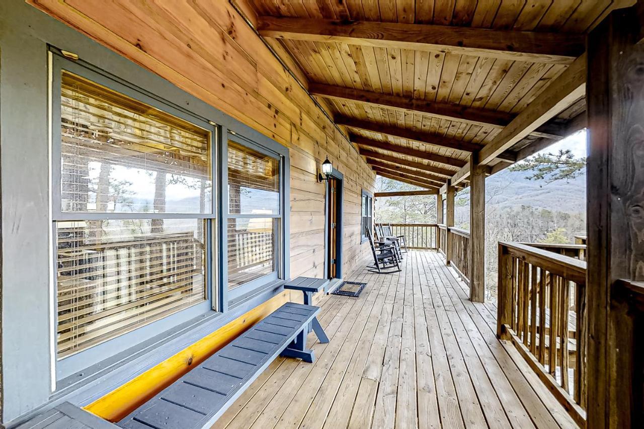 Mountain Lion'S Tales Villa Gatlinburg Eksteriør bilde