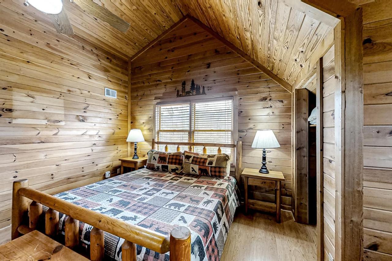 Mountain Lion'S Tales Villa Gatlinburg Eksteriør bilde
